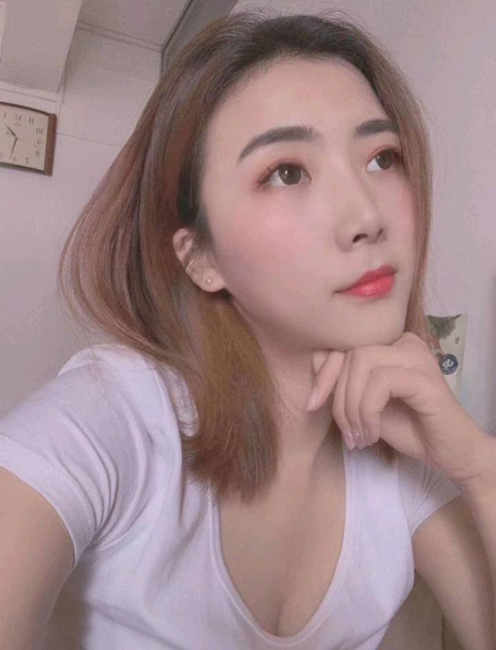 海珠小热情  妹子身材火辣