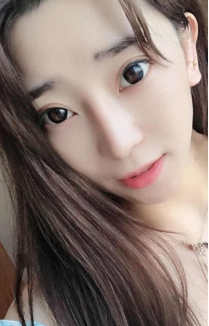 越秀34C性感美人