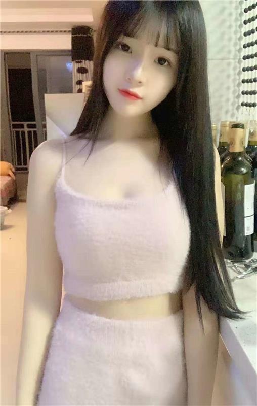 小嫩妹服务好颜值高可 she~吻